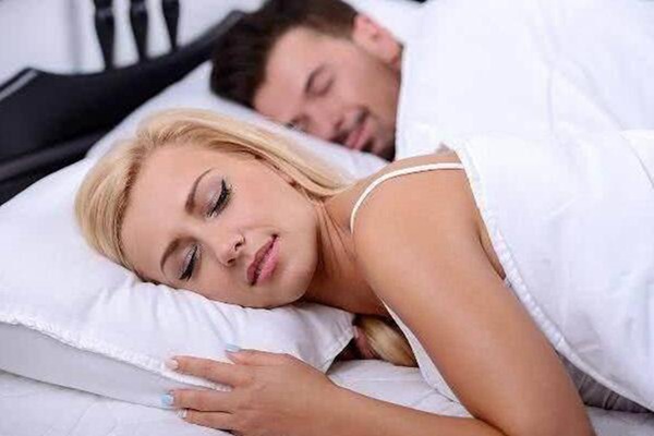 夫妻生活的技巧和做法 前戏私密教学让你爽翻天